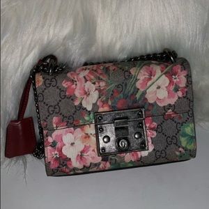 Gucci bloom shoulder purse